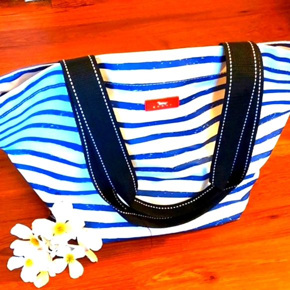 Scout Handbags - Scout Lined Tote Bag NWOT